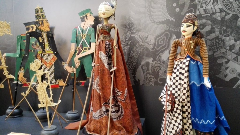 wayang-indonesia-12