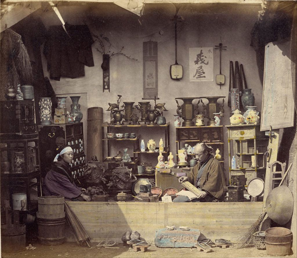 Felice_Beato_Curio_Shop_1868