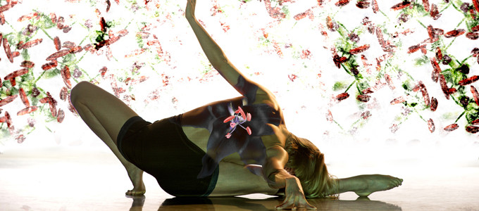 SJD_Strange-Blooms-2013_-®Photo-Chris-Nash.-Dancer-Noora-Kela-1-680x300